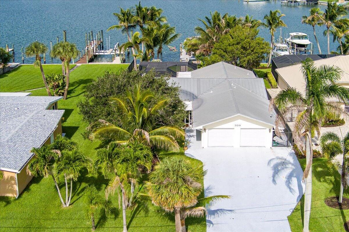 309 FERNANDINA Street, Hutchinson Island, FL 34949 photo 25