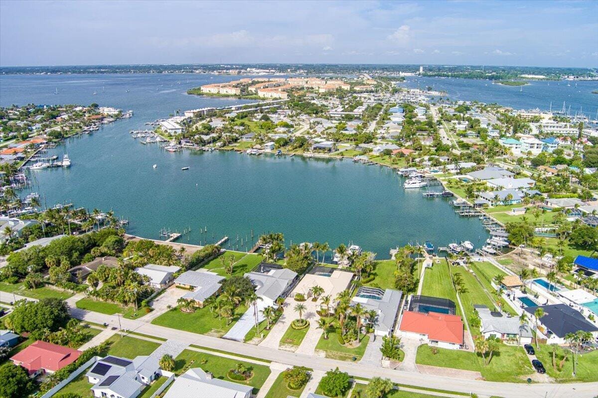 309 FERNANDINA Street, Hutchinson Island, FL 34949 photo 29