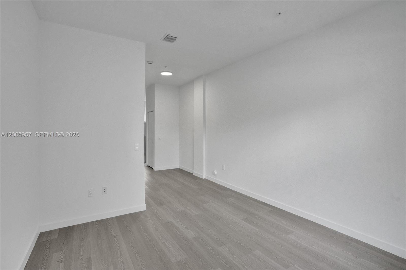 1567 NW 1st Street 6 — photo 9