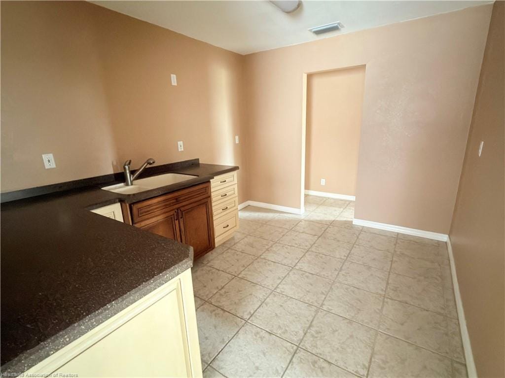 2920 KENILWORTH Boulevard A — photo 5