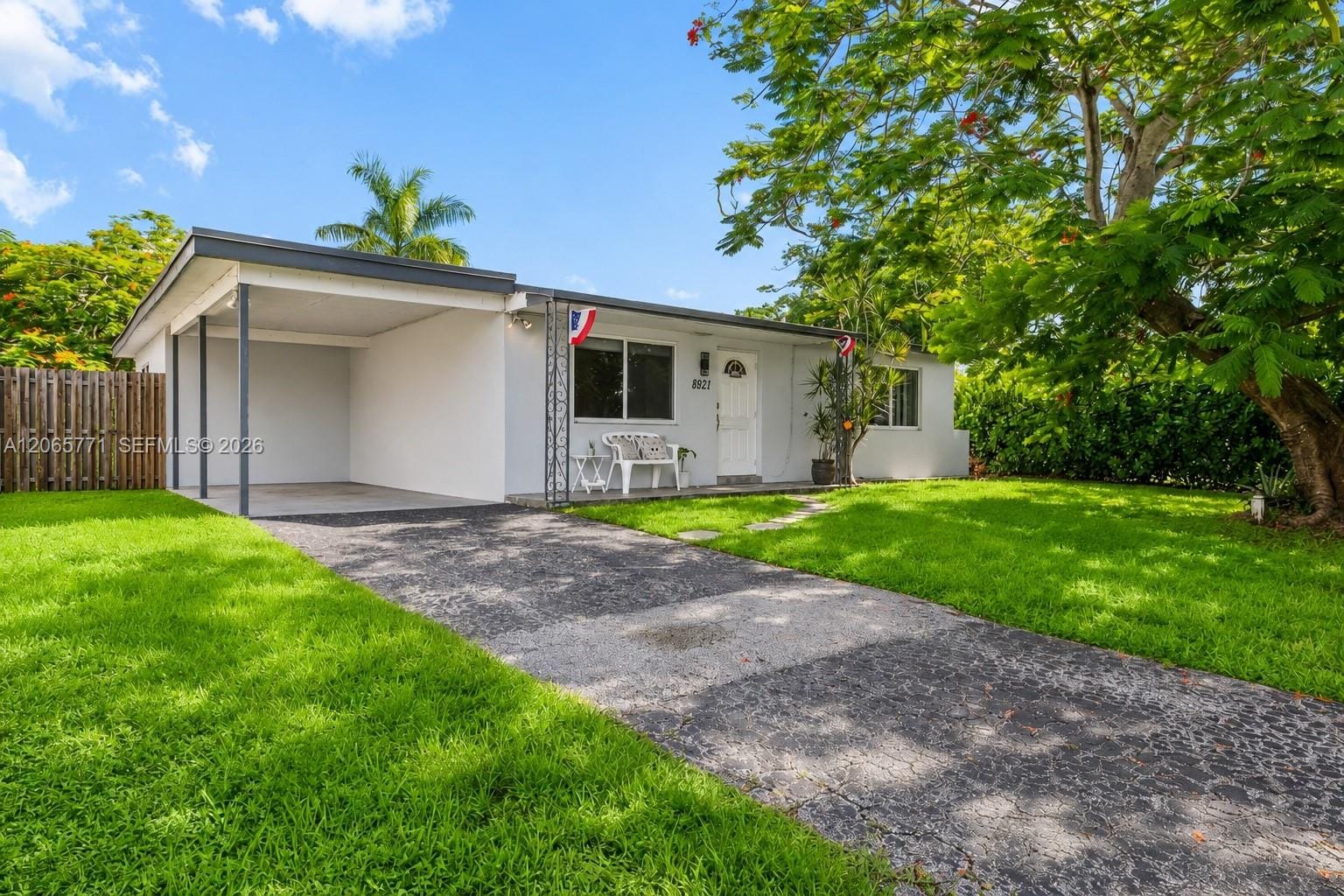 8921 NW 26th Place