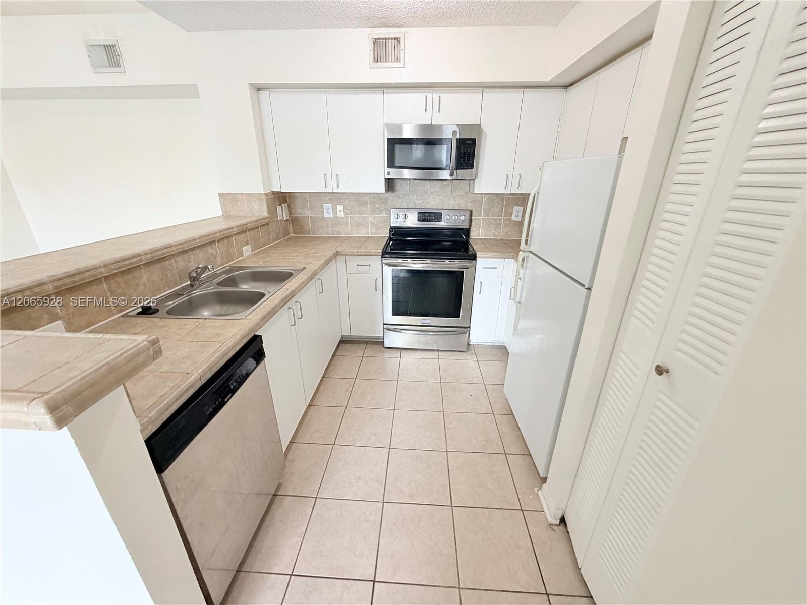 1749 Village Boulevard 304 — photo 3