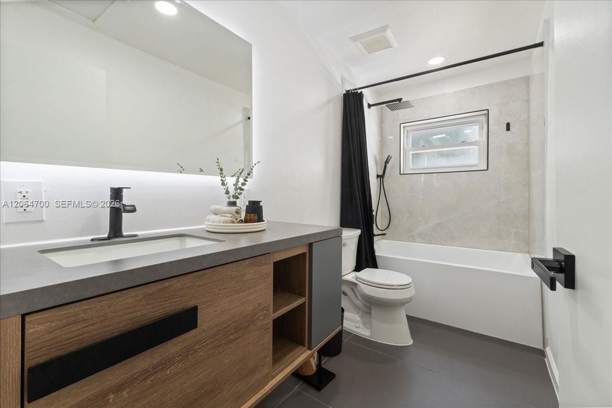 3820 NW 5th Street — photo 10