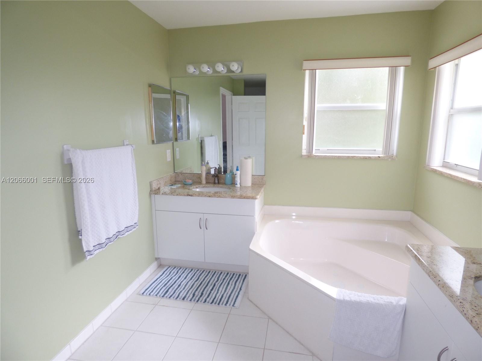 474 SW 205th Avenue — photo 7