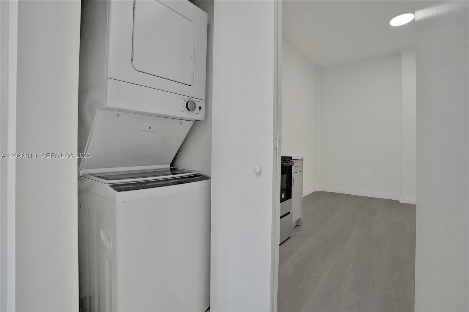 1567 NW 1st Street 10 — photo 7