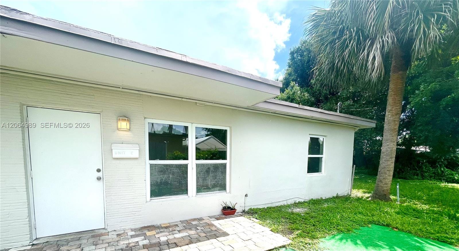 1004 SW 24th Avenue — photo 3
