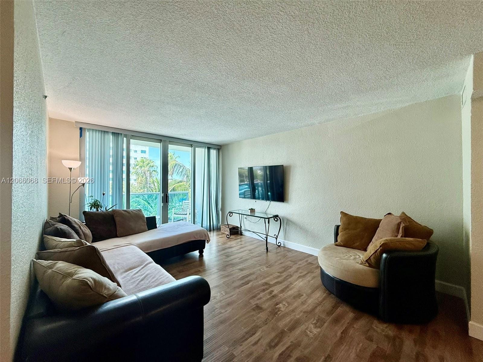 7501 E Treasure Drive 3H — photo 11
