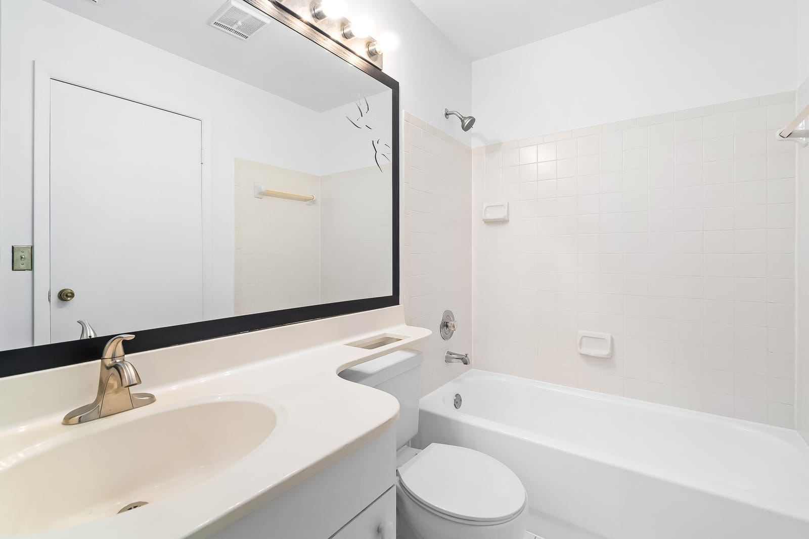 950 Coral Club Drive 950, Coral Springs, FL 33071 photo 18