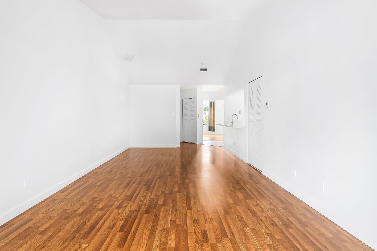 950 Coral Club Drive 950 — photo 3