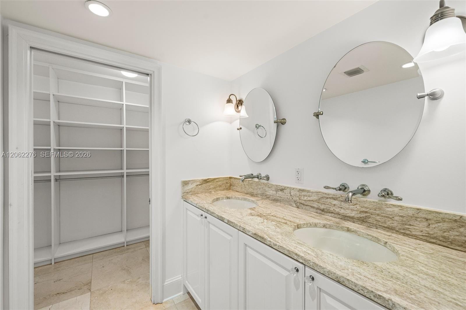 600 Grapetree Drive 11DN, Key Biscayne, FL 33149 photo 22