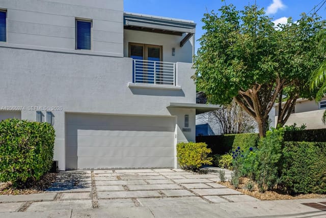 3072 Carter Street, Miami, FL 33133