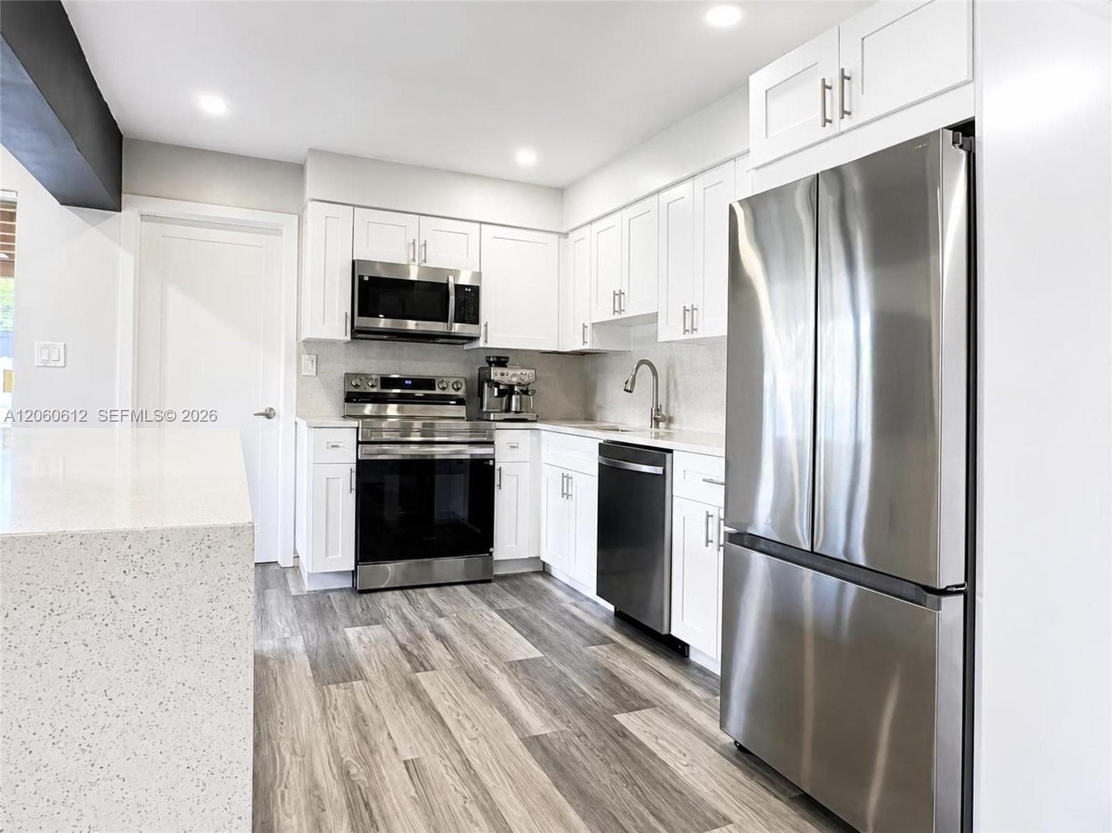 6601 NW 9th Street — photo 9