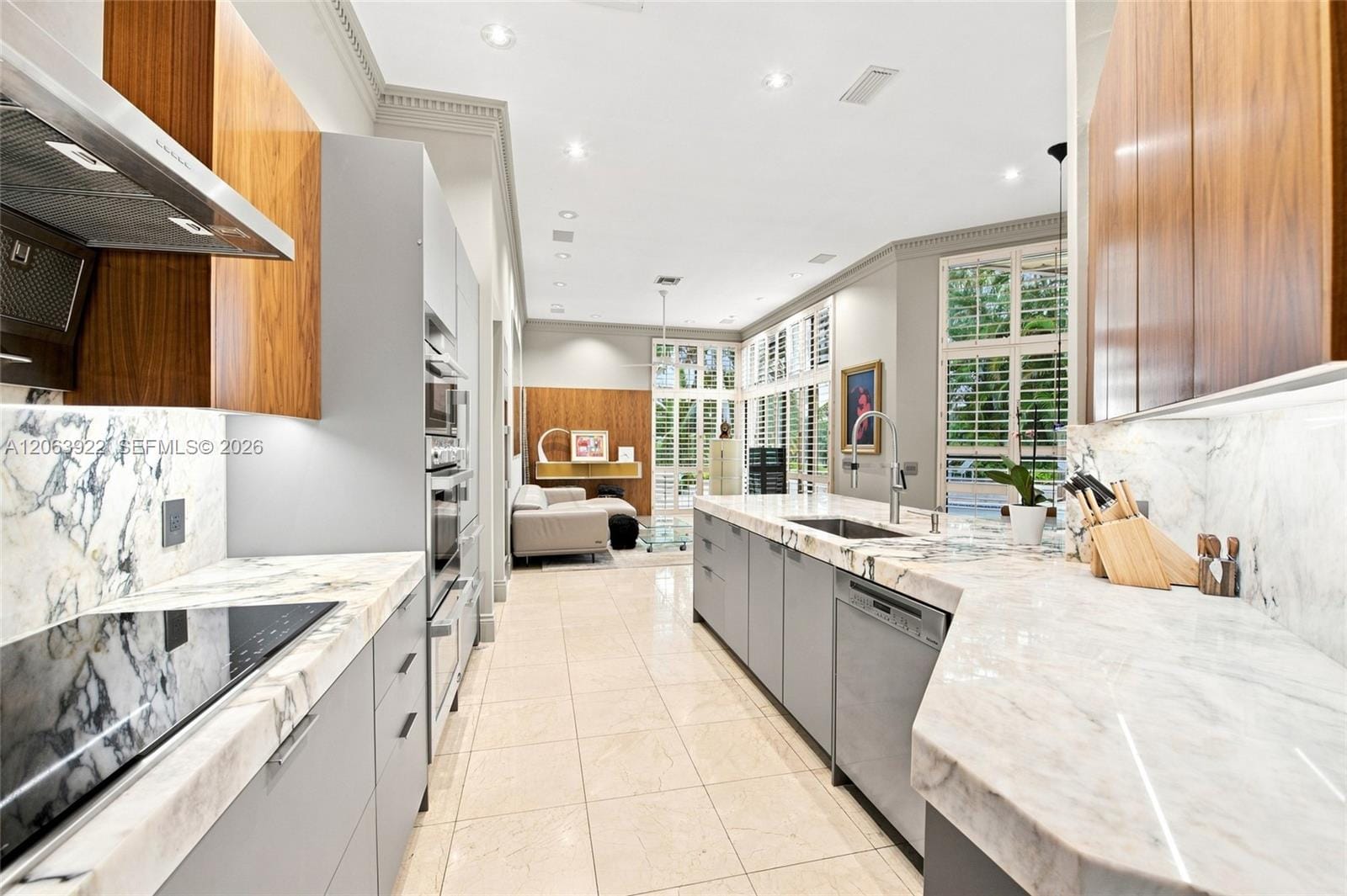 1028 Creekford Drive — photo 9