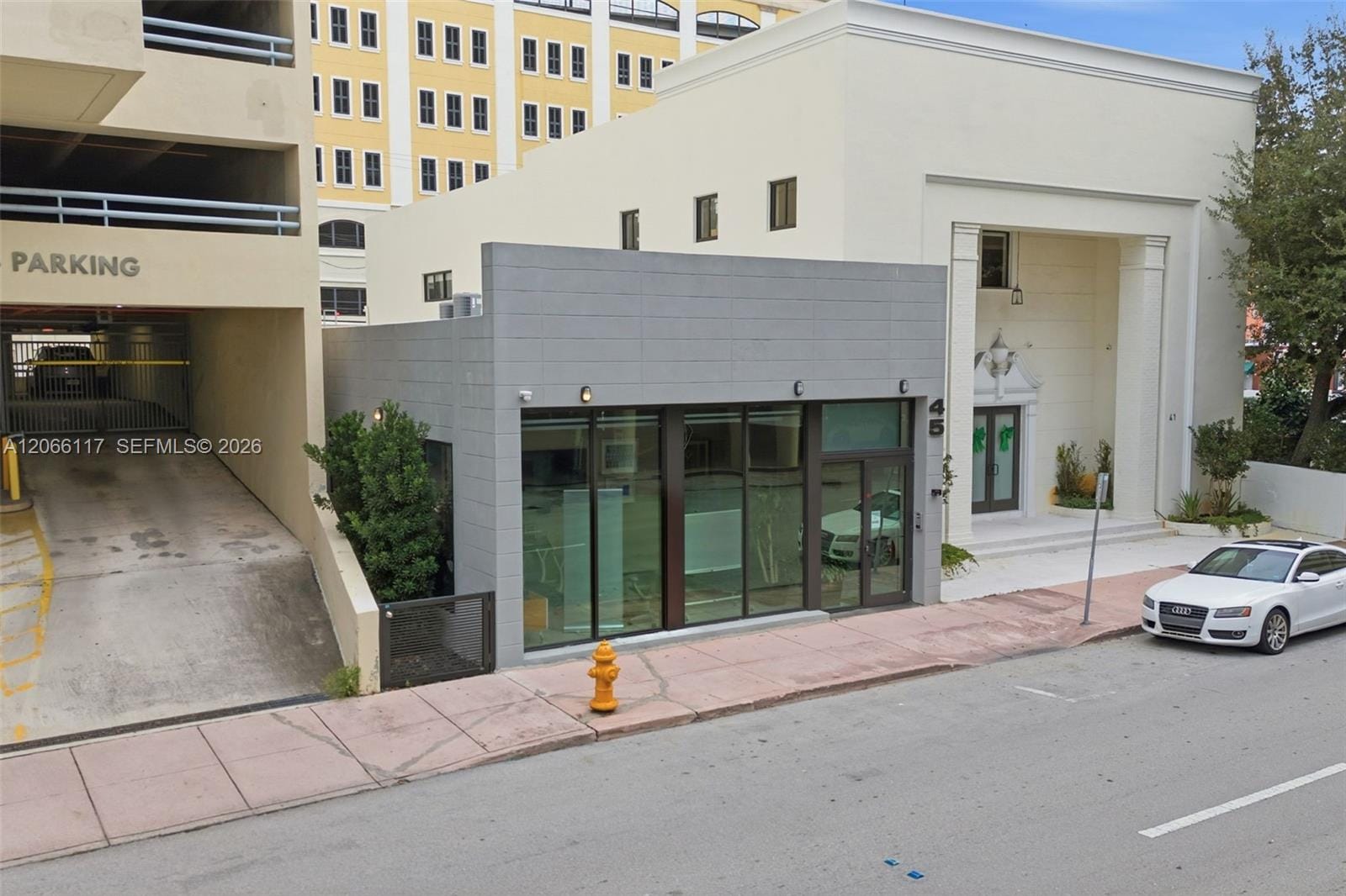 45 Valencia Avenue, Coral Gables, FL 33134 photo 2