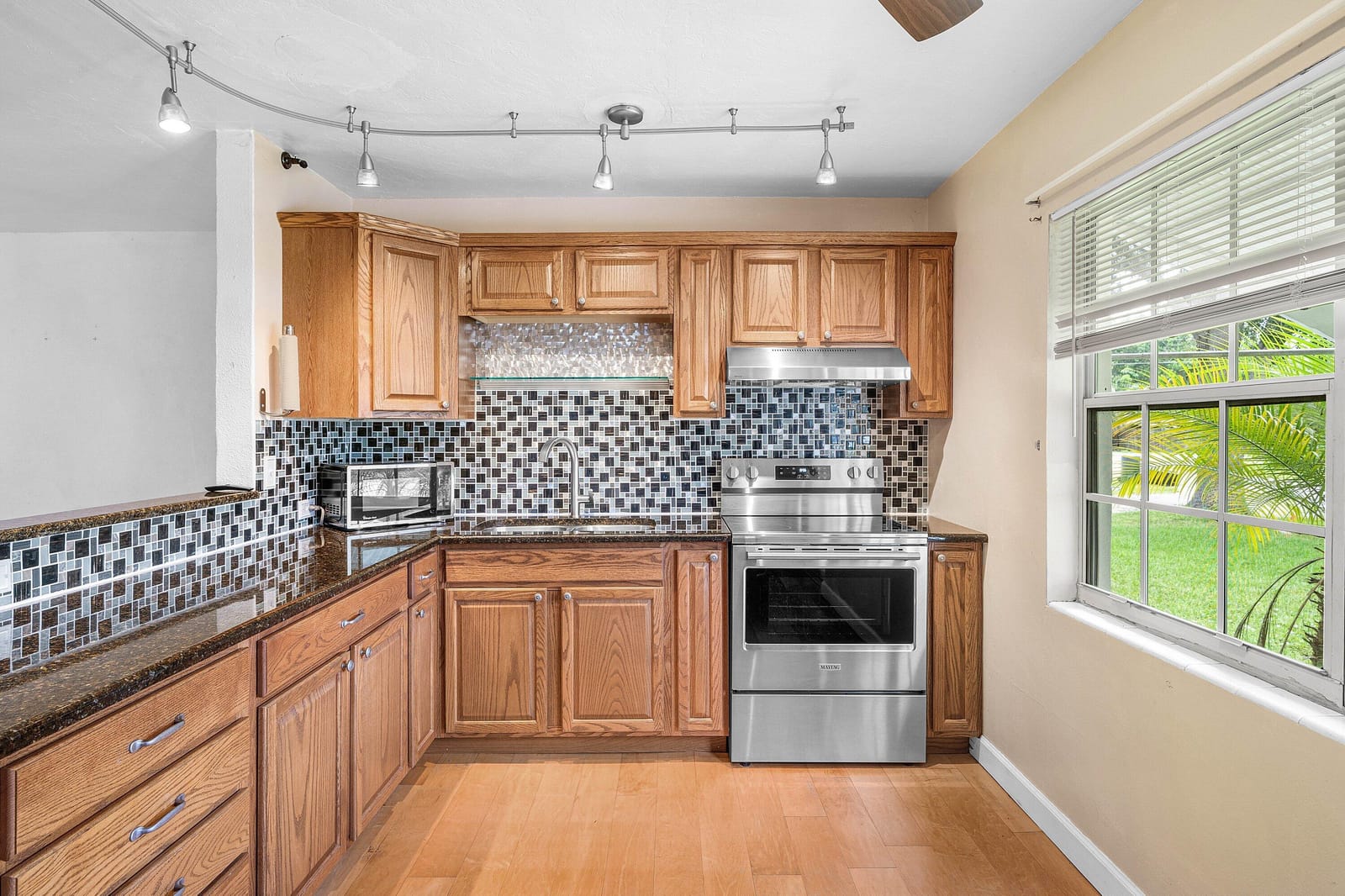 5709 SE Indigo Avenue — photo 5