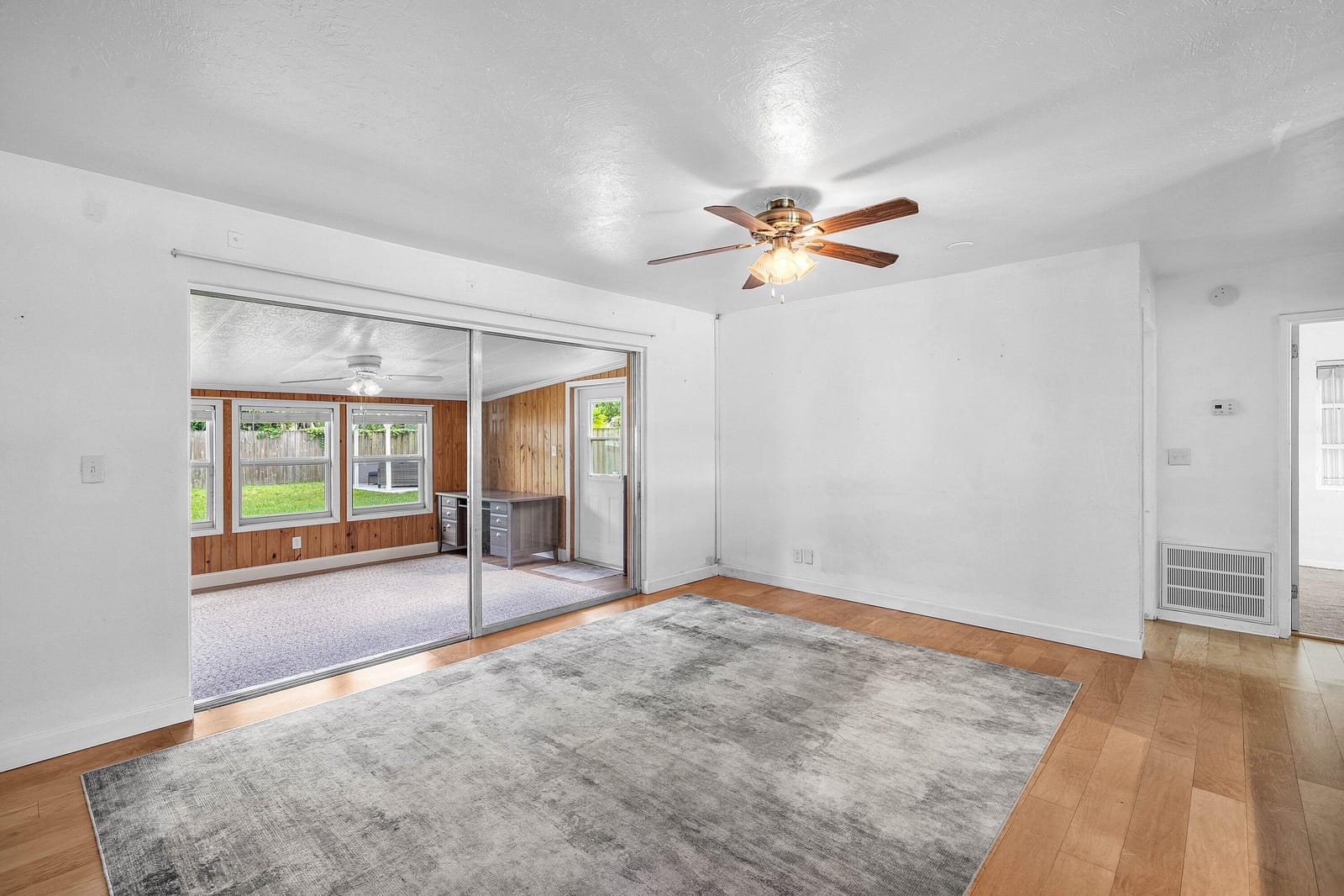 5709 SE Indigo Avenue — photo 9