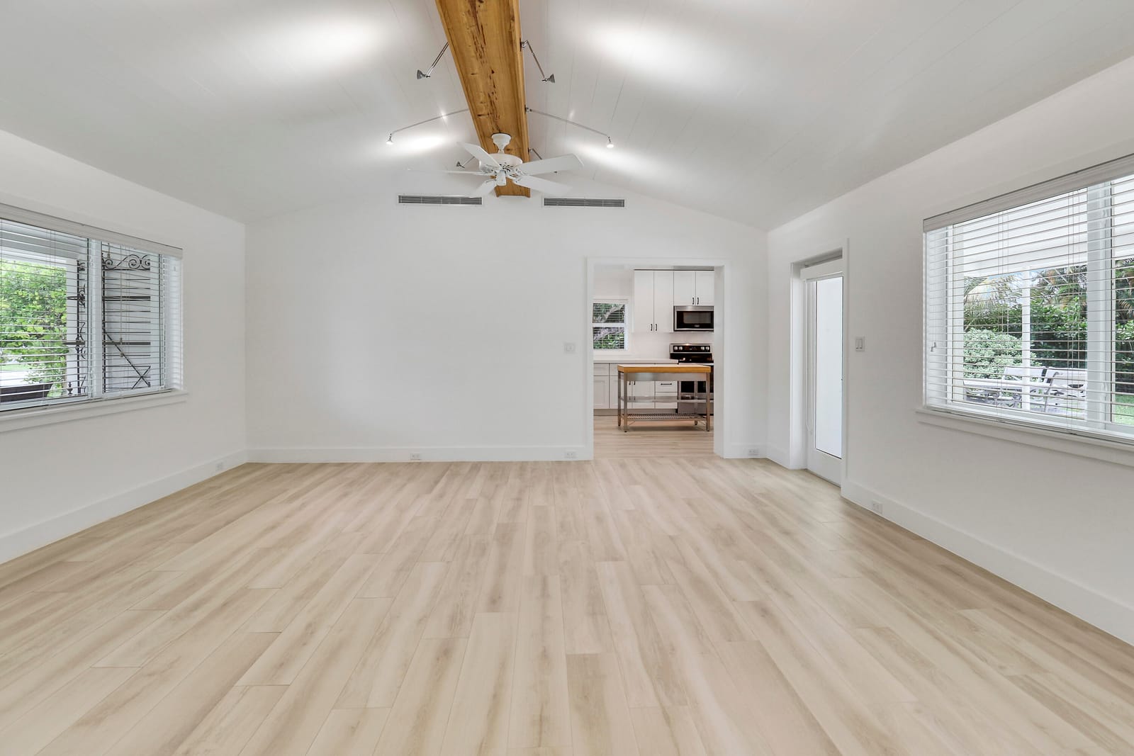 2665 Oak Drive — photo 11