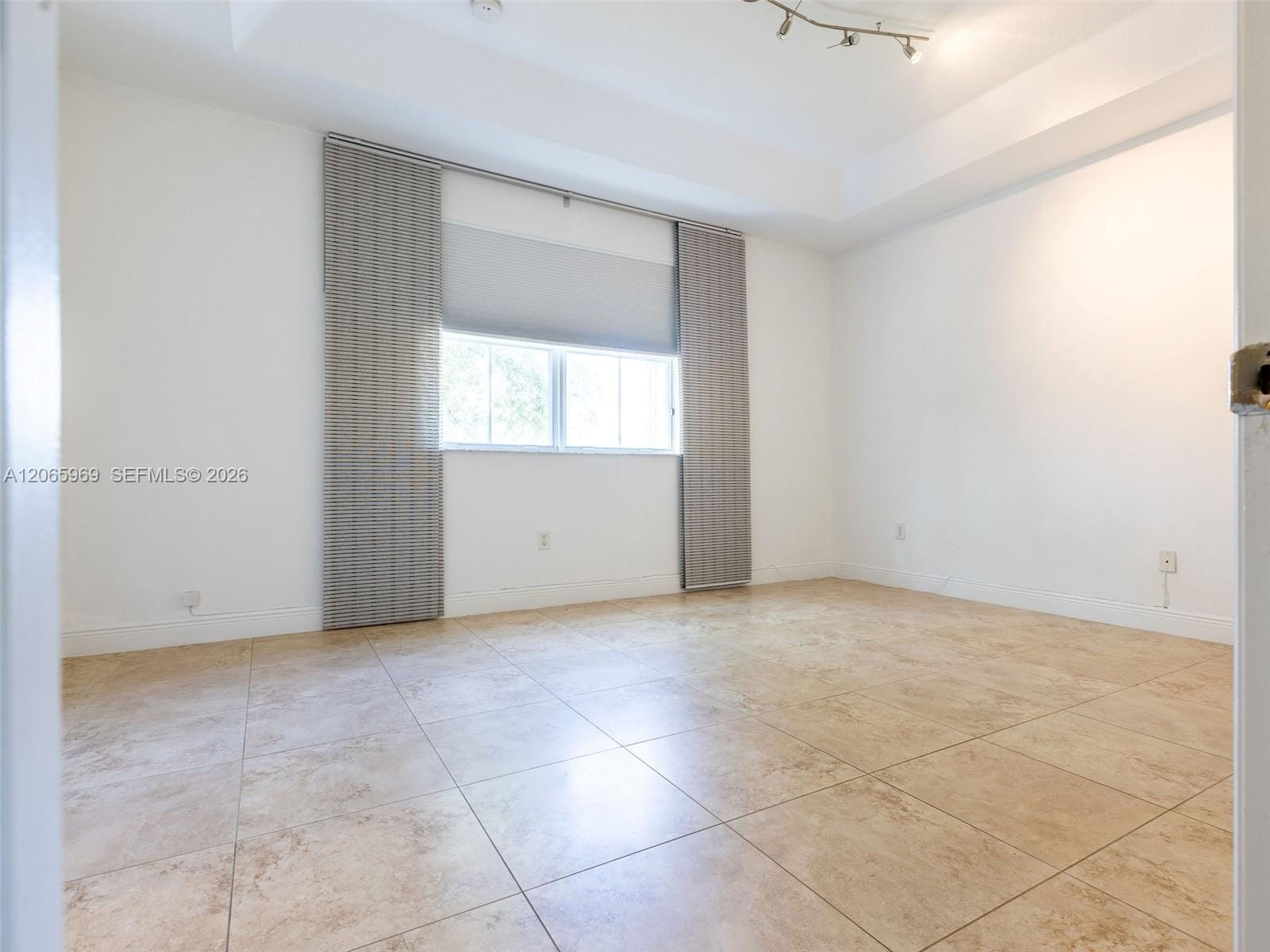 11406 NW 76th Terrace 11406 — photo 10