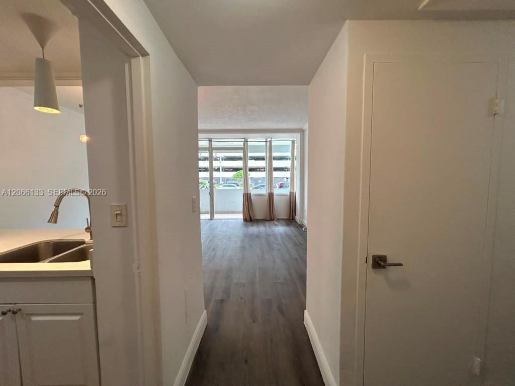 7545 E Treasure Drive 1B — photo 3