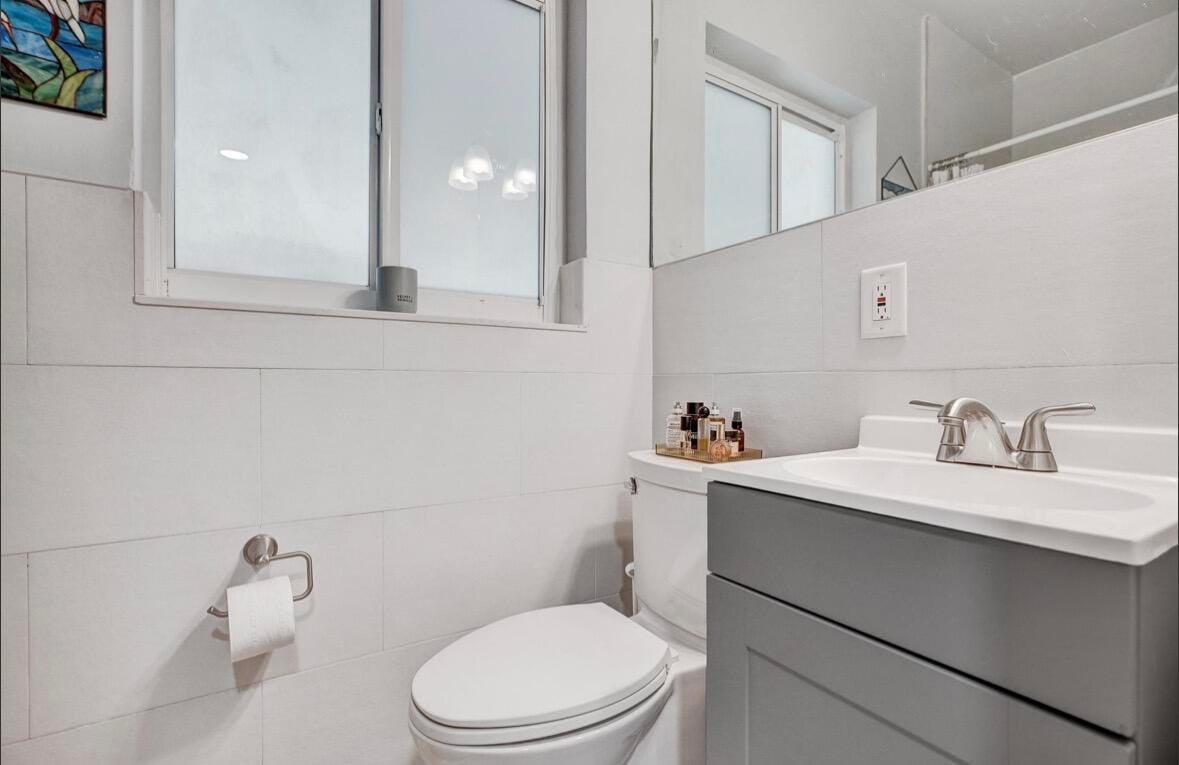 13105 NE 13th Avenue — photo 11