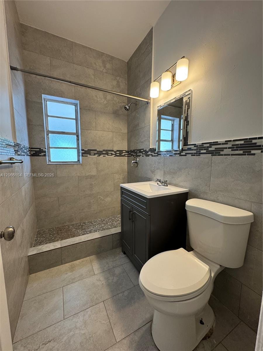568 E 49th Street, Hialeah, FL 33013 photo 6