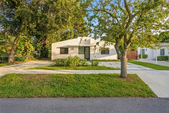 6421 SW 59th Avenue, University Park, South Miami, FL