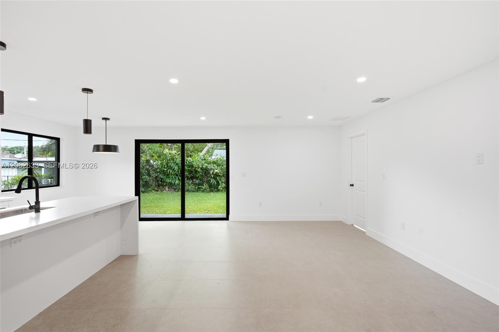 6421 SW 59th Avenue — photo 4
