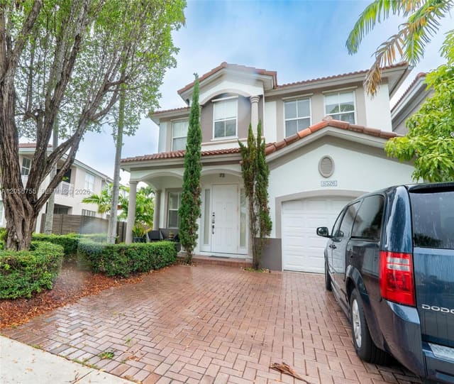 8526 NW 108th Avenue 8526, Doral, FL 33178