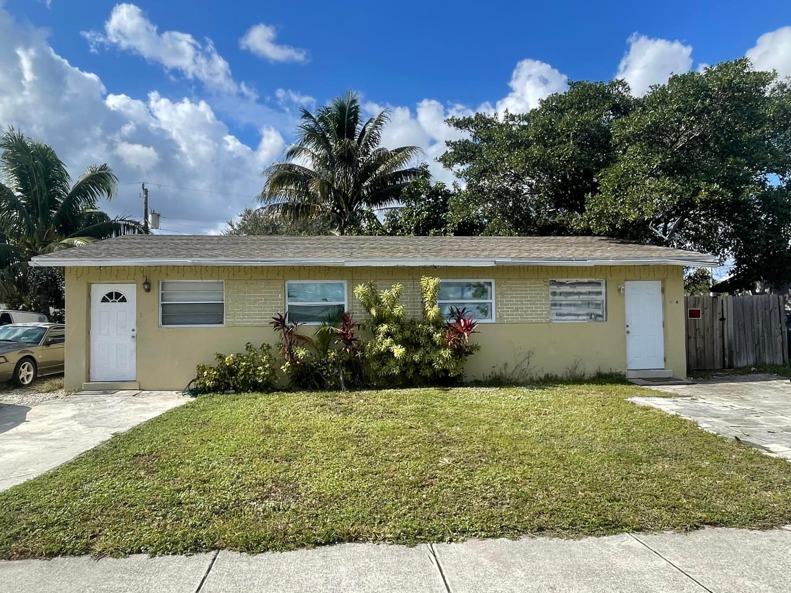 2301 NW 23RD Lane 1-2, Fort Lauderdale, FL 33311