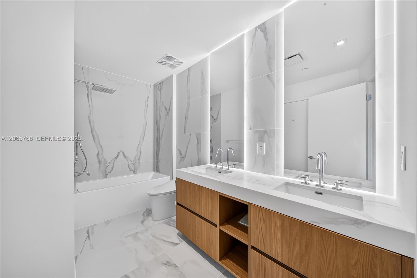 1400 Biscayne Boulevard 2607, Miami, FL 33132 photo 17