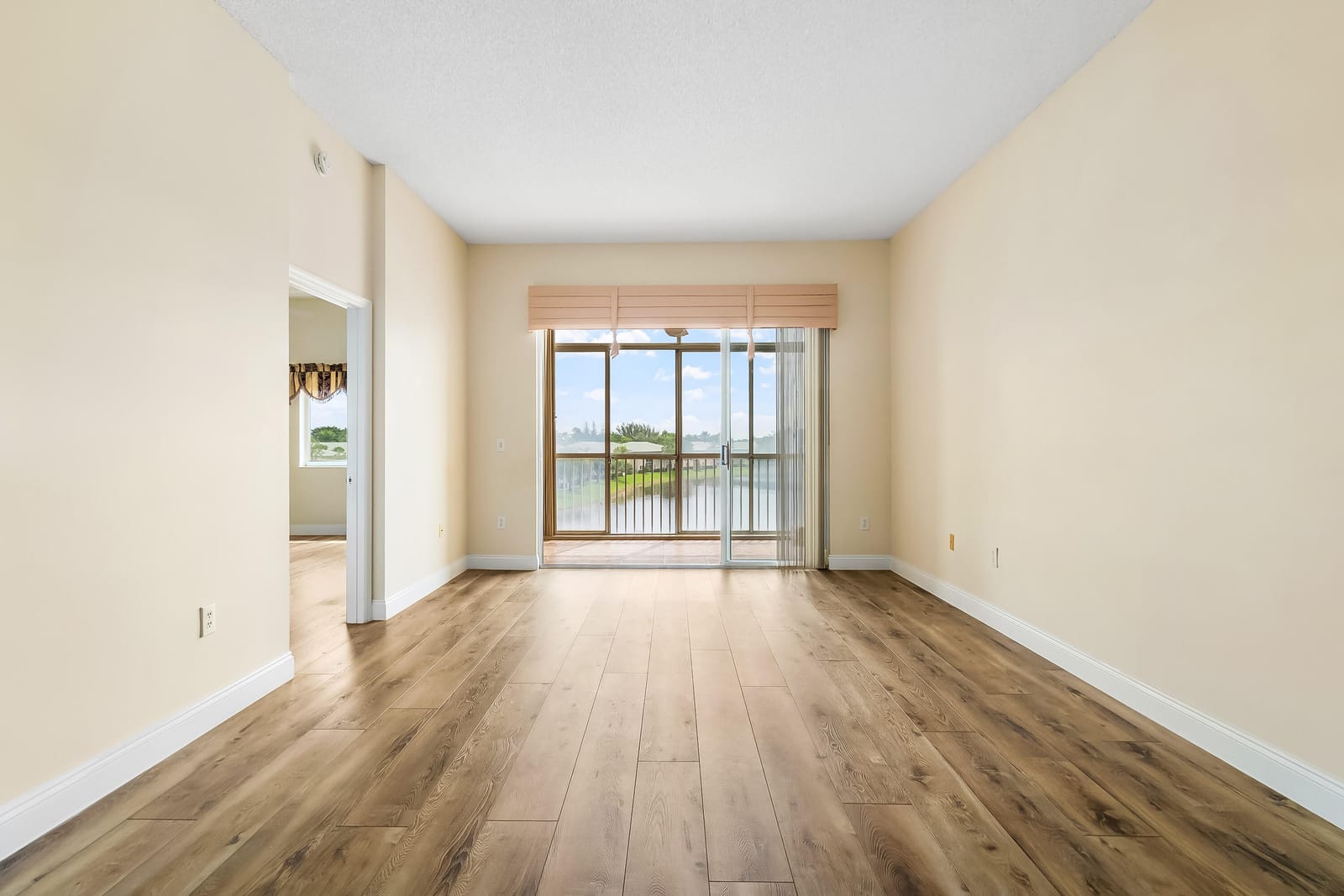 7904 Trent Drive 410 — photo 2