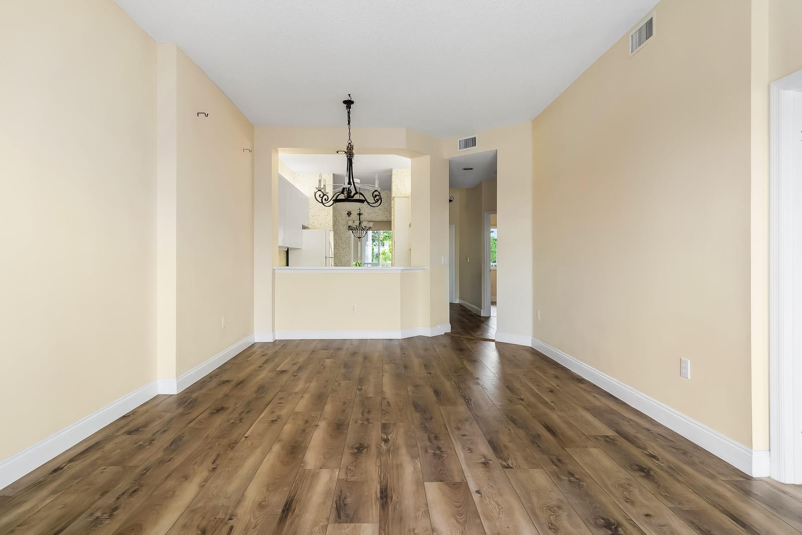 7904 Trent Drive 410 — photo 3