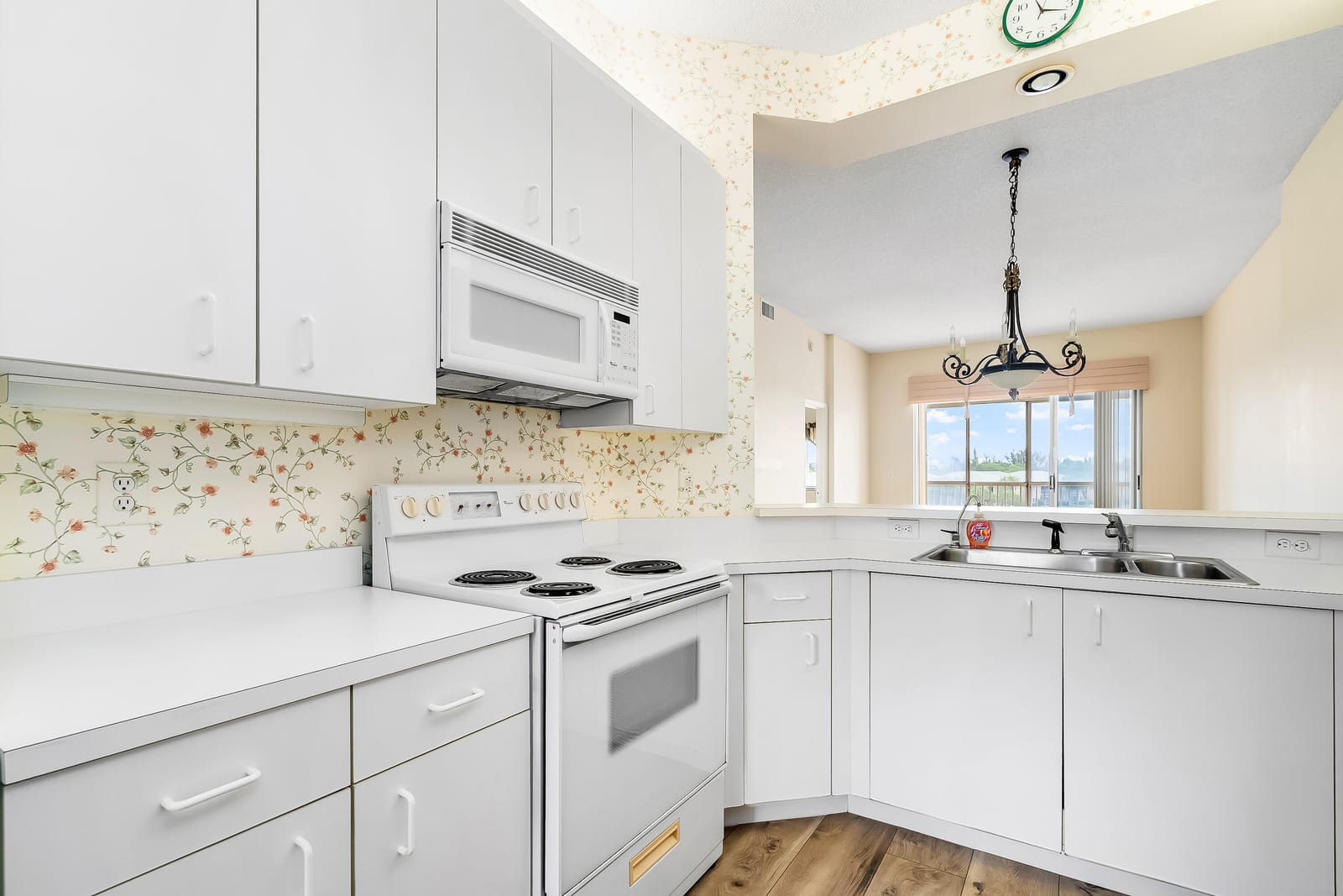 7904 Trent Drive 410 — photo 6