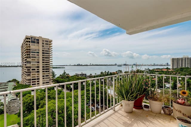 11111 Biscayne Boulevard 1228, Miami, FL 33181
