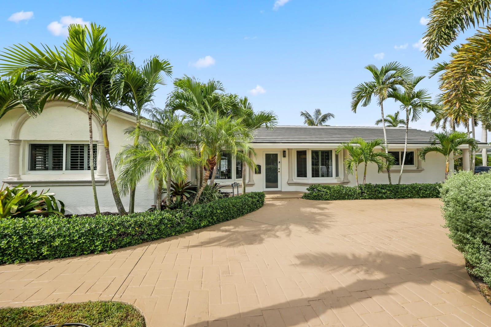 2600 NE 43rd Street, Lighthouse Point, FL 33064