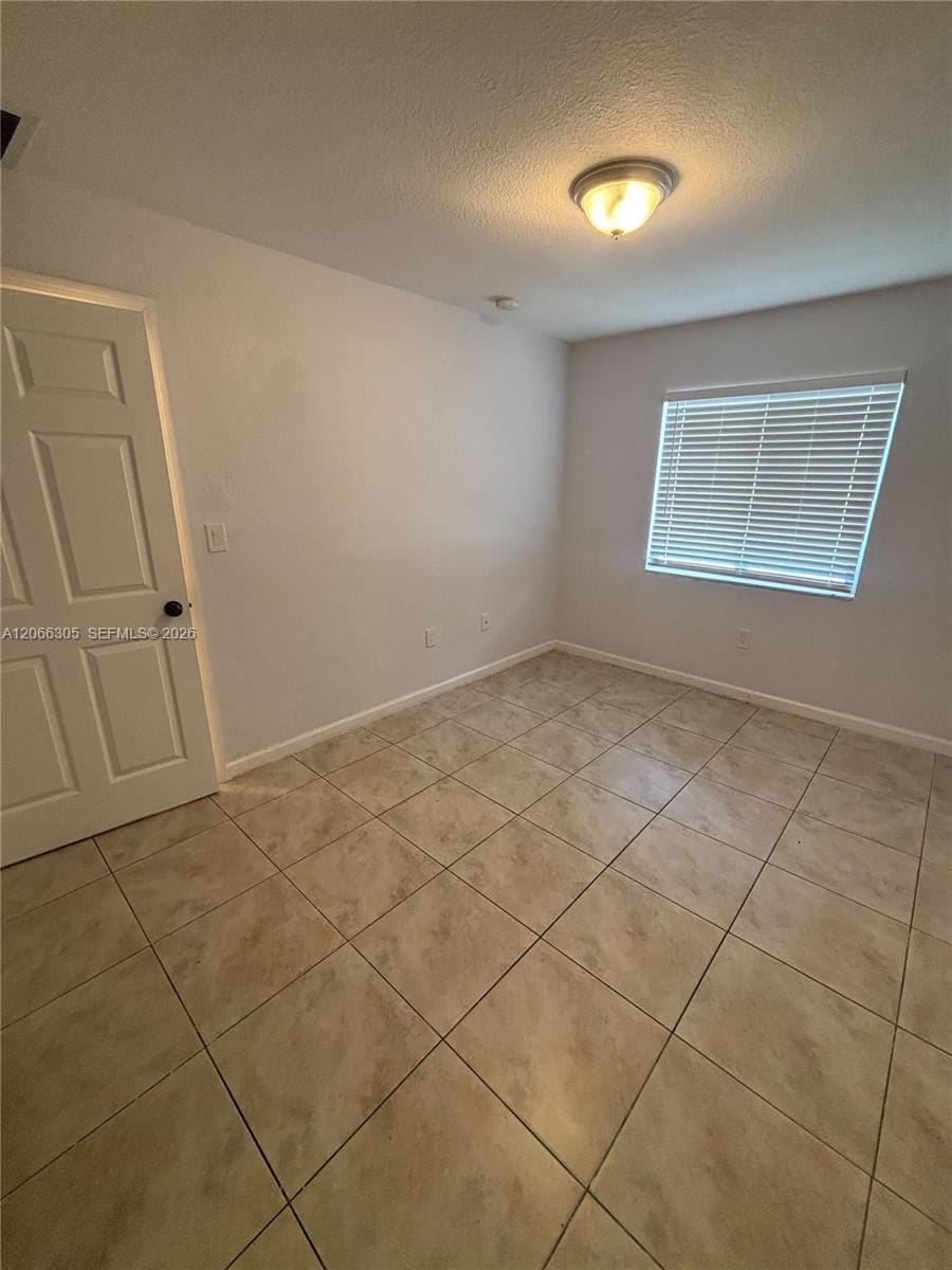 14084 NE 2nd Avenue 14084 — photo 10