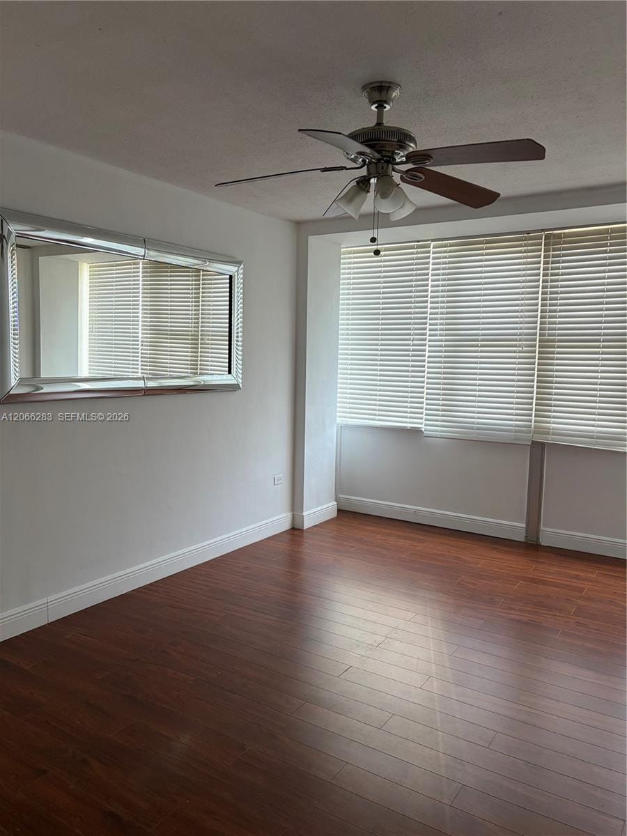 7545 E Treasure Drive 5G — photo 2