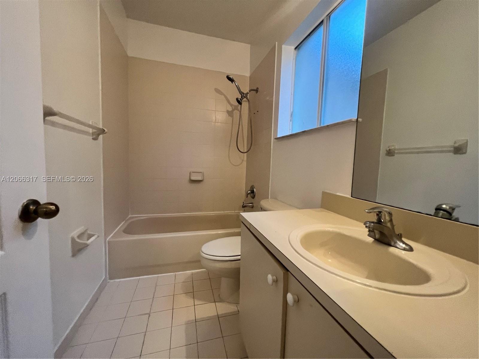 8564 SW 214th Way, Cutler Bay, FL 33189 photo 16