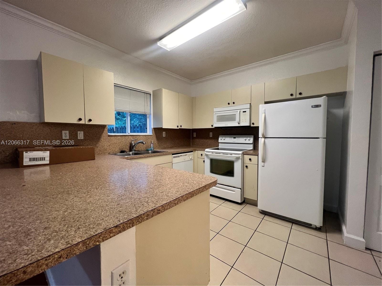 8564 SW 214th Way, Cutler Bay, FL 33189 photo 24