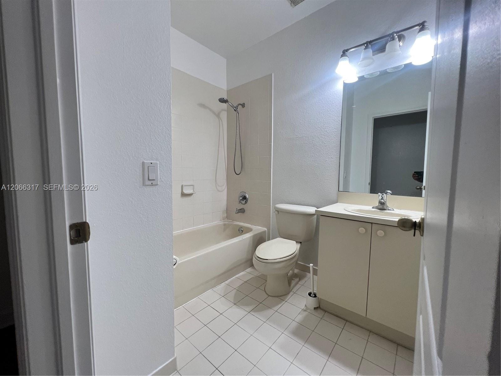 8564 SW 214th Way — photo 10