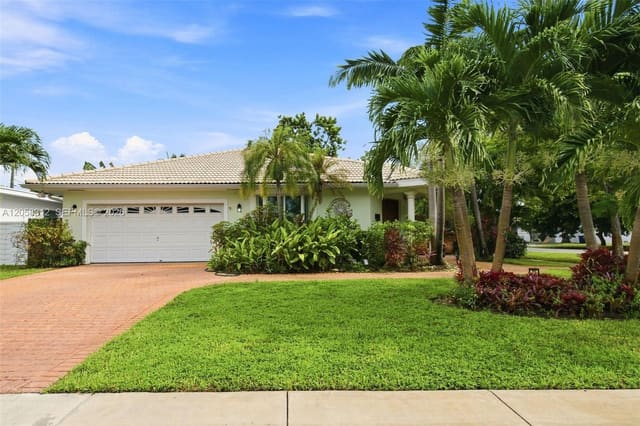 701 Westward Drive, sold in Country Club Estates Sec, Miami Springs, FL