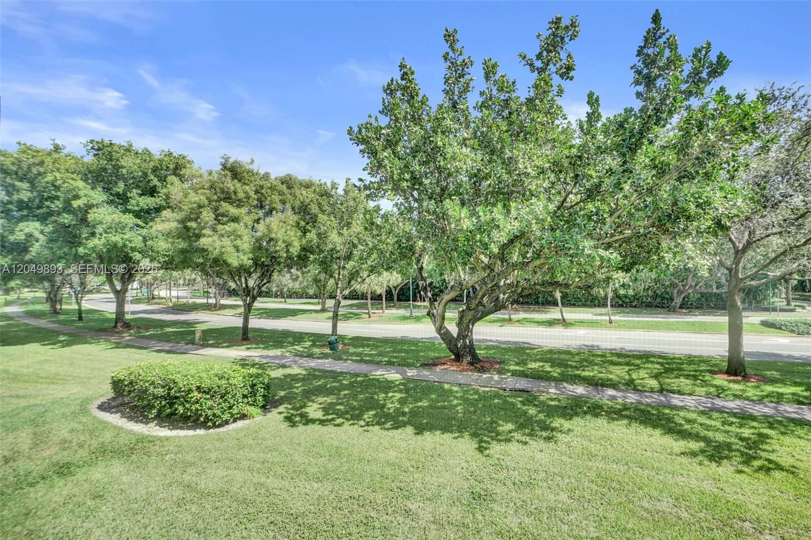 20400 W Country Club Drive 204, Aventura, FL 33180 photo 6
