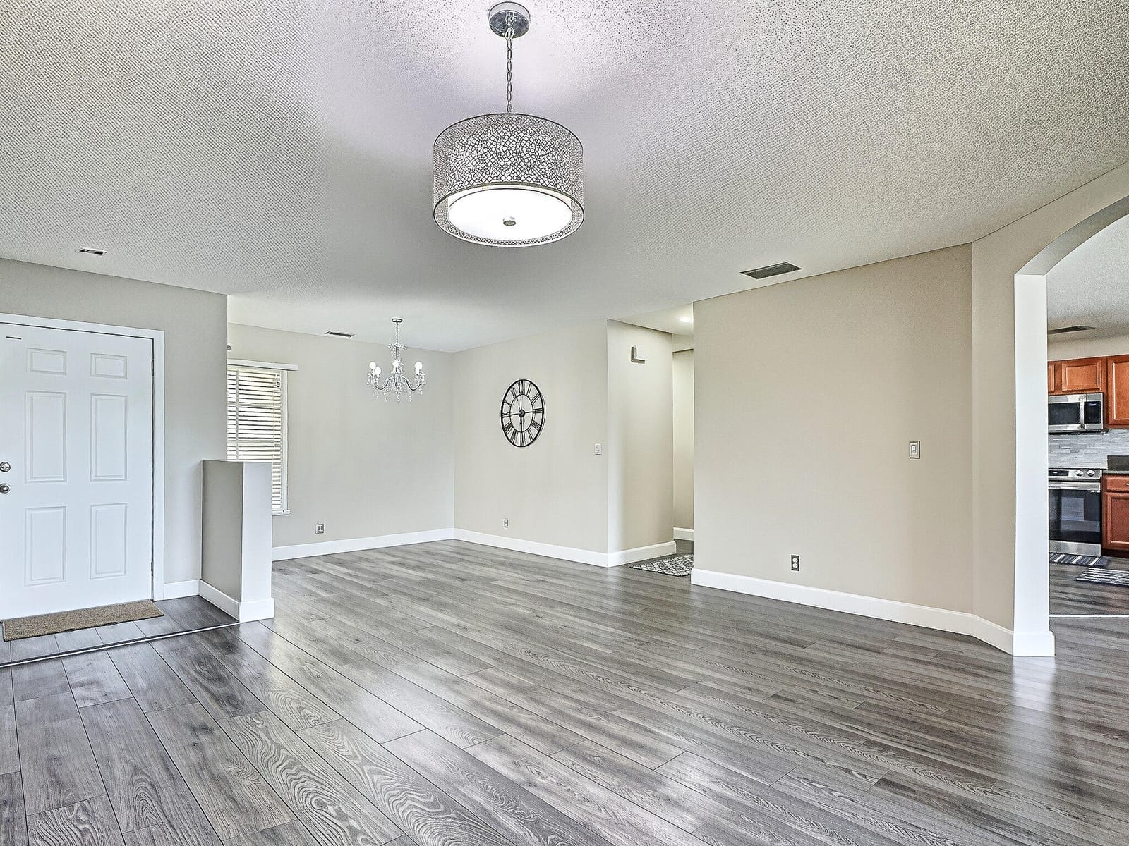 6427 Adriatic Way — photo 2