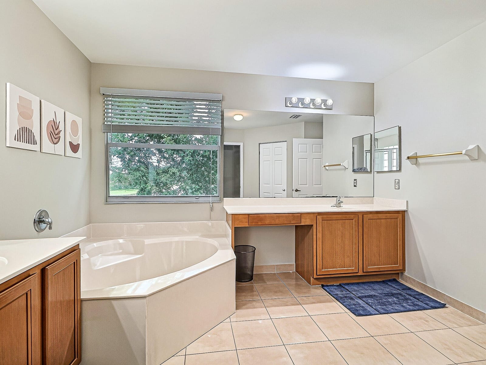 6427 Adriatic Way — photo 8