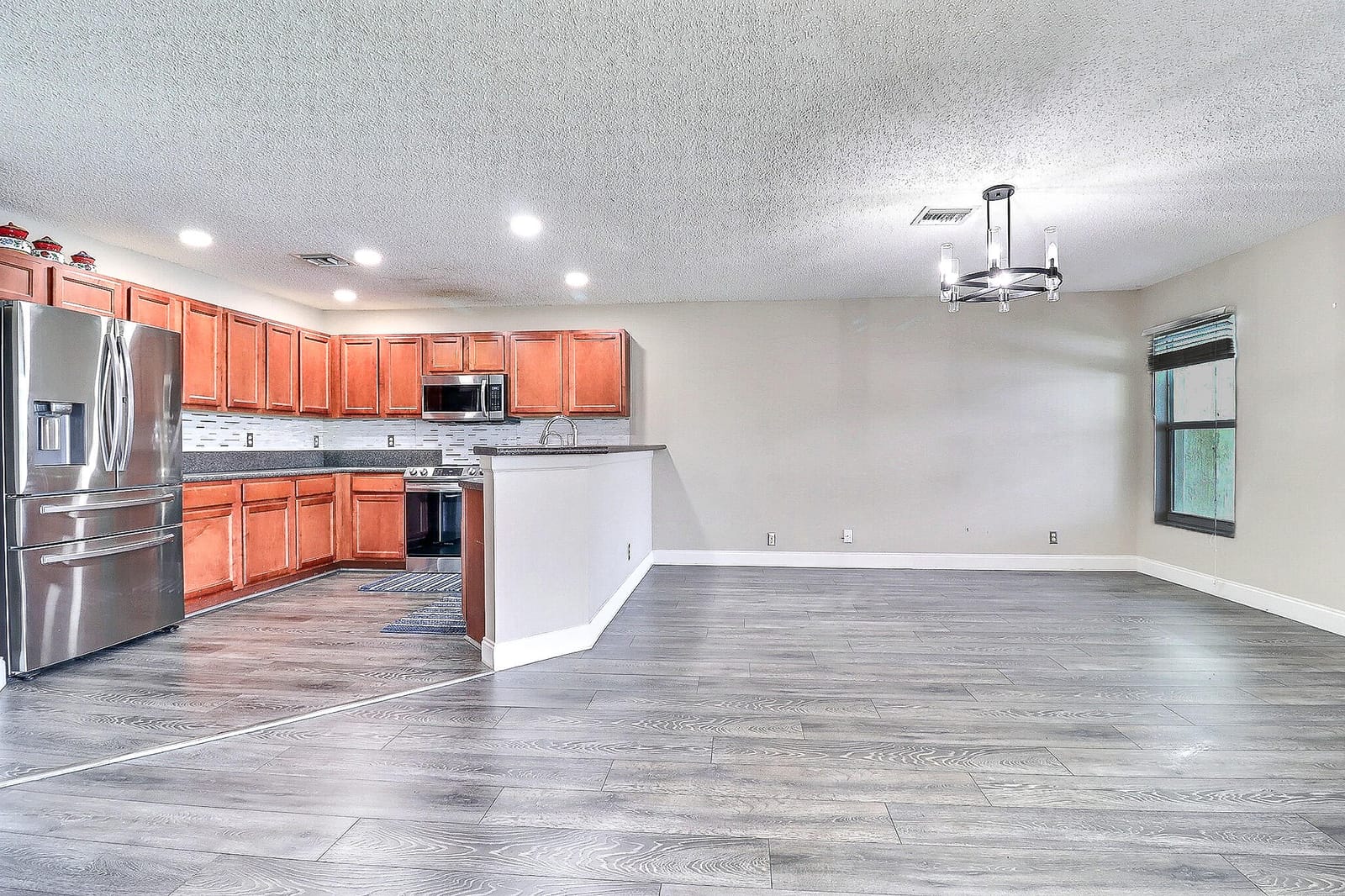 6427 Adriatic Way — photo 6