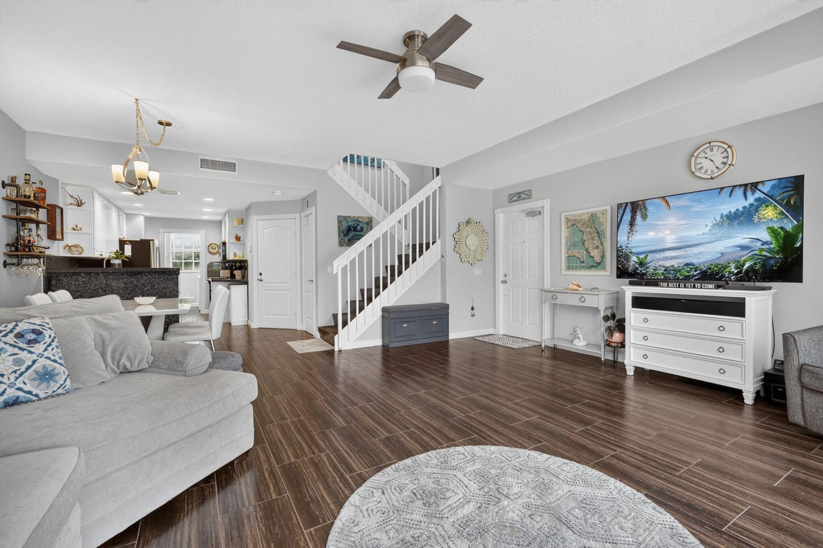 209 FORTUNA Drive — photo 9