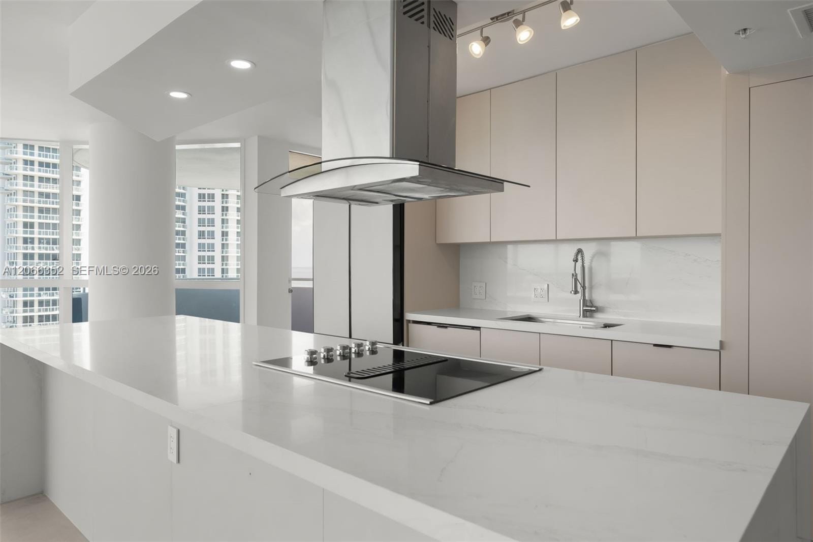 6301 Collins Avenue 2307, Miami Beach, FL 33141 photo 28