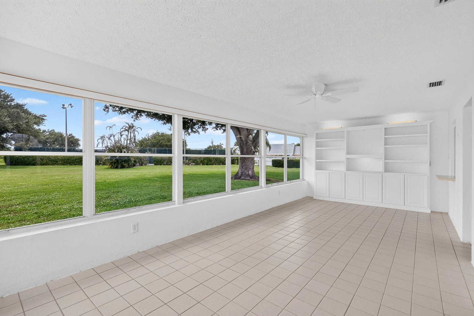 873 LAKE ORCHID Circle — photo 3