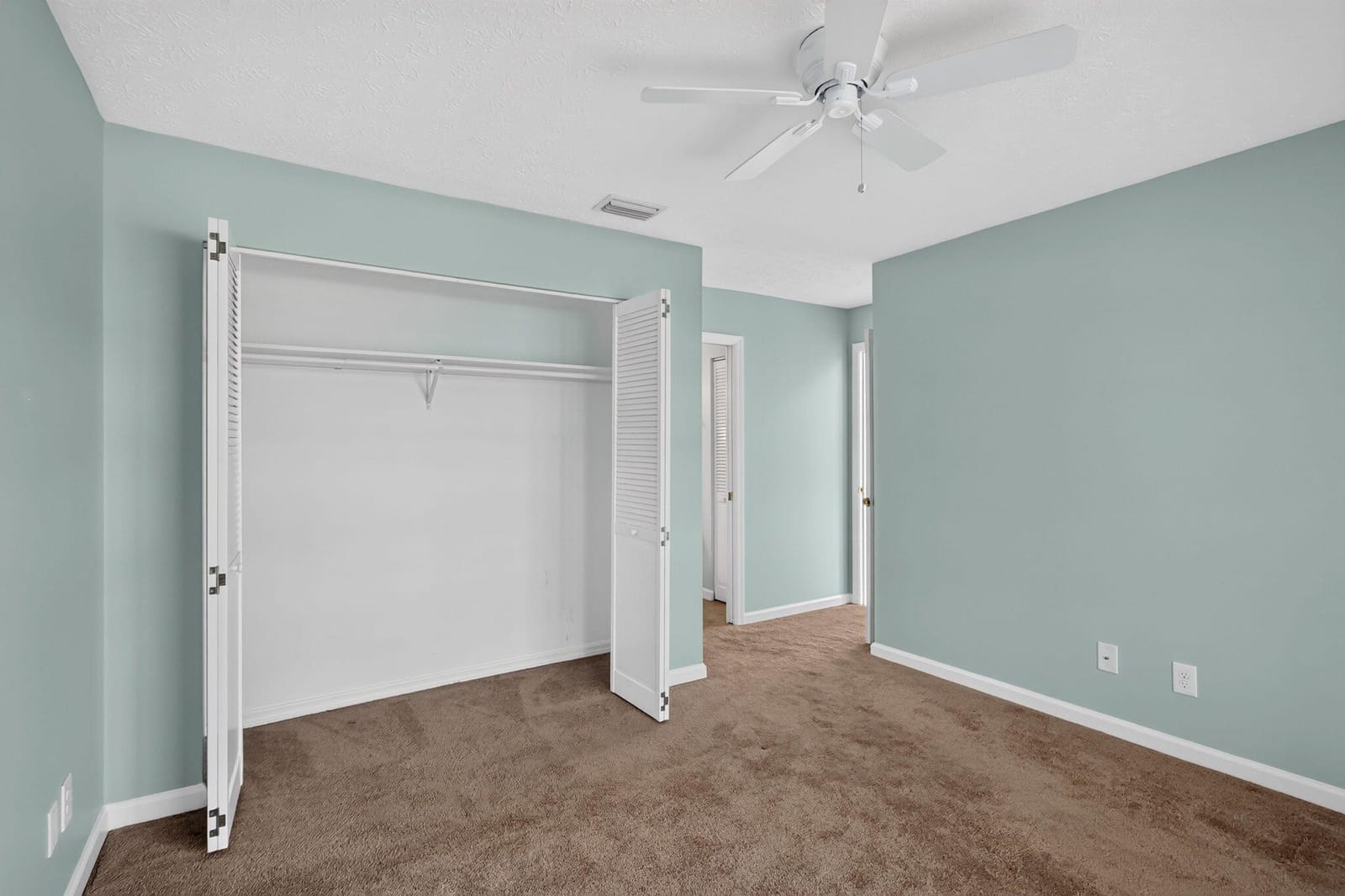 873 LAKE ORCHID Circle, Vero Beach, FL 32962 photo 19