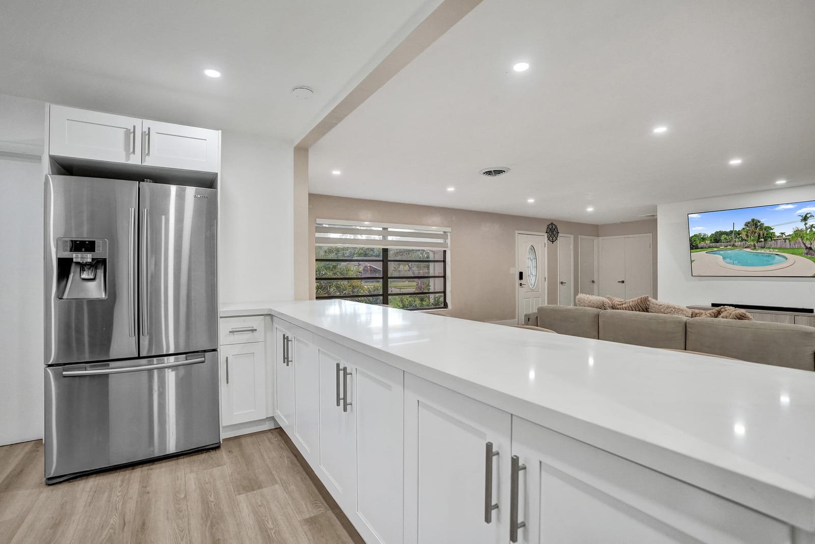885 Azalea Court — photo 8